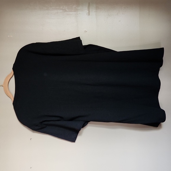 Old Navy Dunder Mifflin Inc. Tee - Picture 5 of 5